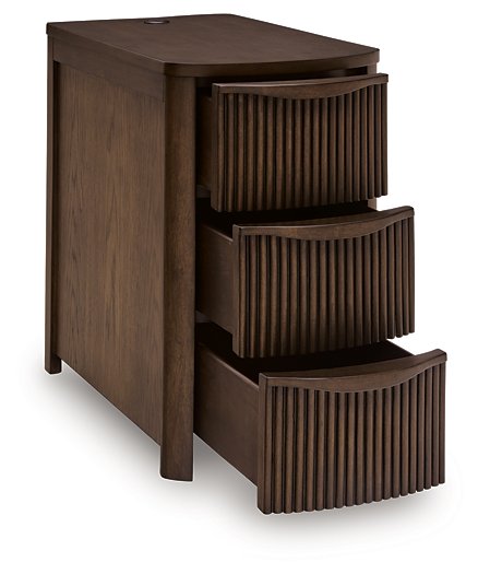 Camdill Chairside End Table - Dayton Discount Furniture