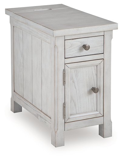 Robbinsdale Chairside End Table - Dayton Discount Furniture